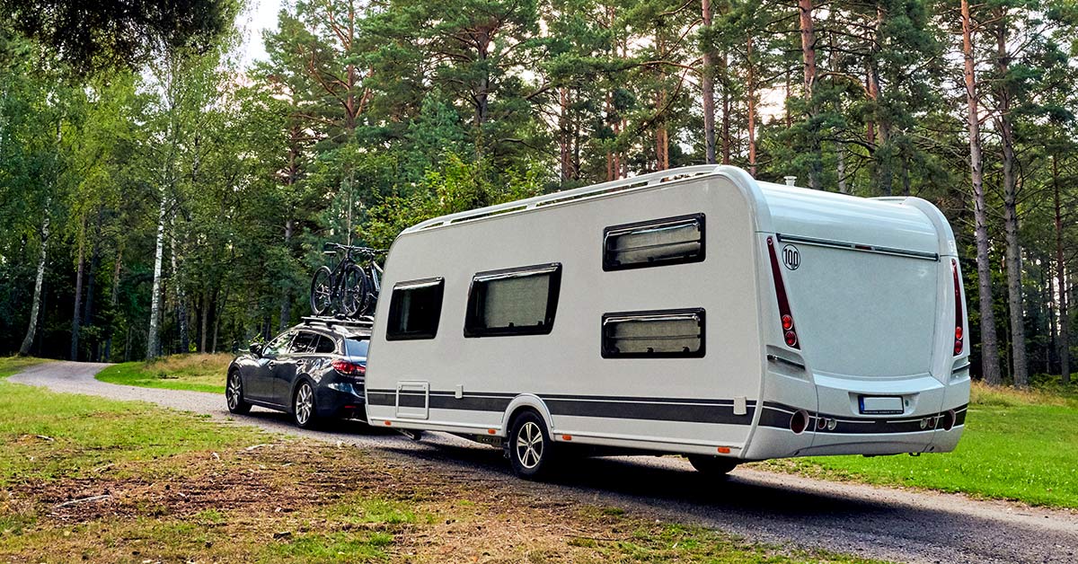 campingvogn-skogstur-1200x628 campingvogn-skogstur-1200x628